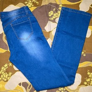 Women’s 70s style heart booty skinny Jeans!